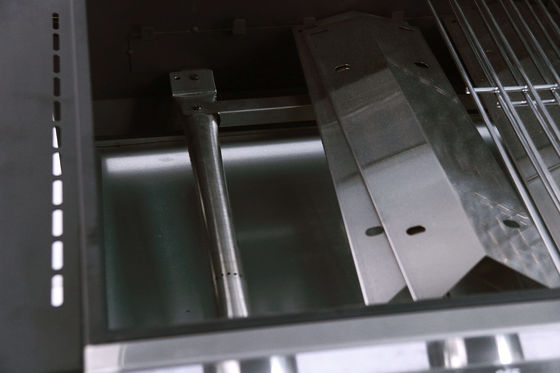 Commercial Outdoor BBQ Gas Grill with Stainless Steel Construction and Side Bunner